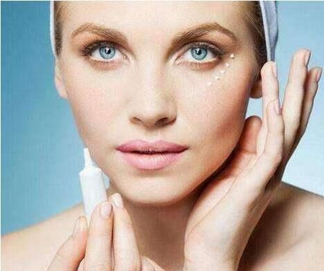 真美人靠“养”不靠“妆”,平时养成4个好习惯,妈妈也能变少女