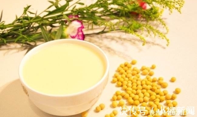 雌激素|女人跨过40以后，必须常吃这4种食物补补，保持年轻不衰老！