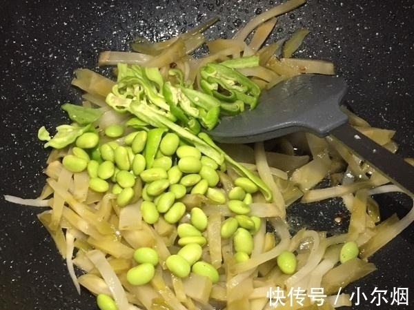 营养师随身查|它是“天然化妆品”,女人隔三差五就吃点,护肤养颜,素颜也漂亮