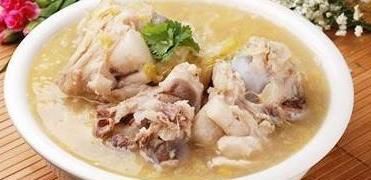 红枣|炖骨头汤，不要直接加水炖了，还需多加这一步，汤味更浓郁营养