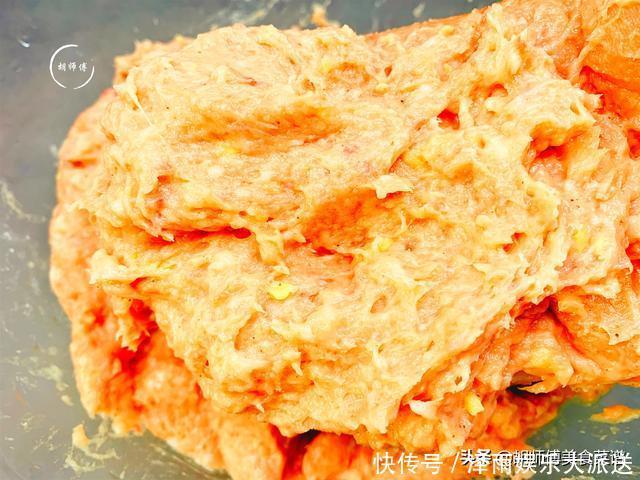 炸肉丸时,放淀粉是大忌!厨师长:牢记3点,肉丸不散,还没腥味
