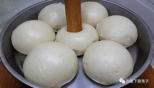 蒸发馒头时，切记不要直接加酵母，掌握正确做法，我家一周吃五次