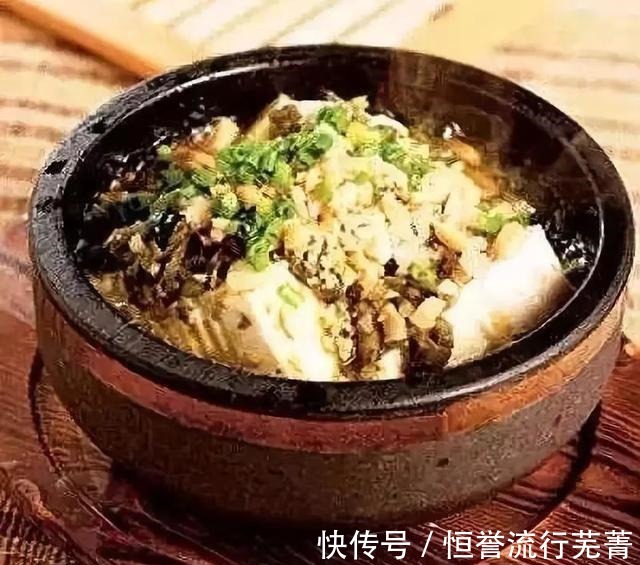八道酒楼旺销家常菜，绝对下饭！