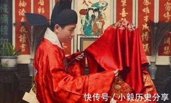 才女结婚出上联：“车岗车水车岗车”，丈夫对下联，才女：进来吧