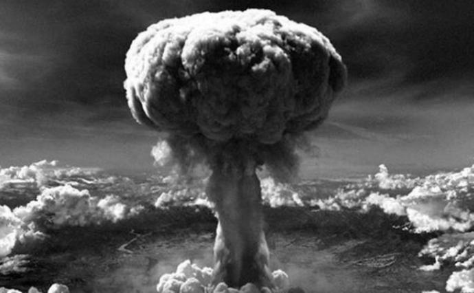 核武器的威力到底有多大，如果一万颗原子弹爆炸，地球会毁灭吗