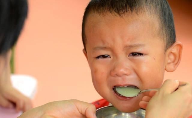 脾胃不好|儿科医生孩子出现3个“异常”,说明脾胃有问题,带娃做2件事