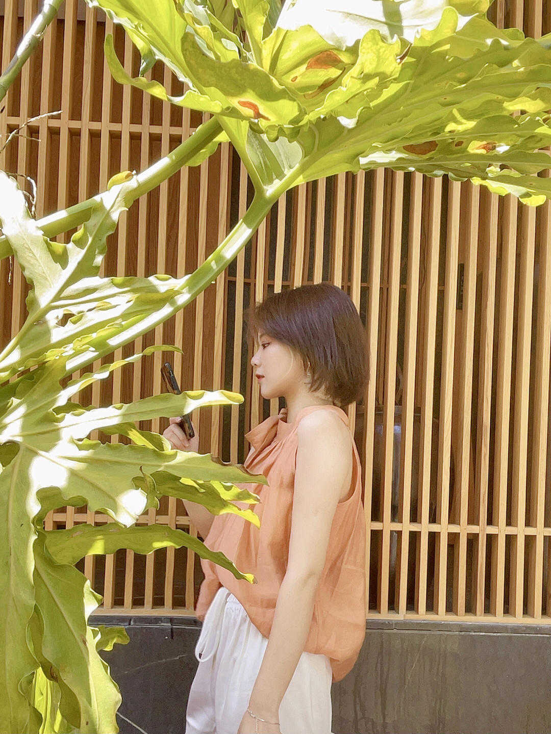 衬衫搭配|158cm女孩子却穿出高级感，衬衫搭配半身裙显高显瘦，还精致时髦