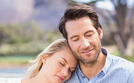 行为|中年男性不想衰老,5种行为堪称“衰老加速剂”,越做老得越快!