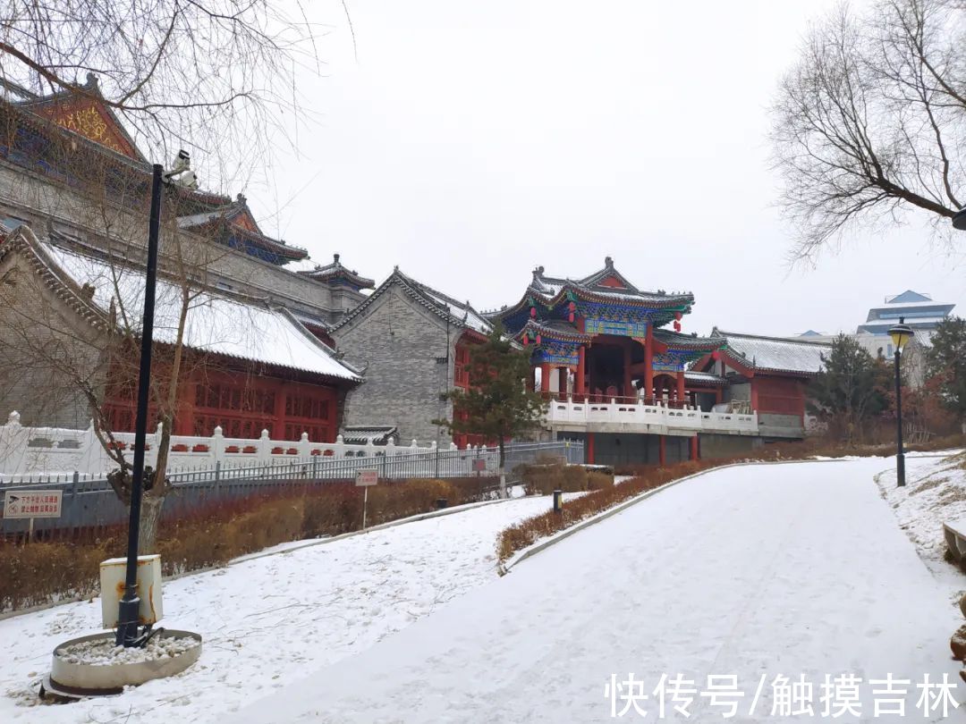 建筑|雪后的吉林市玄天岭，建筑群古韵十足，原来可以这么美