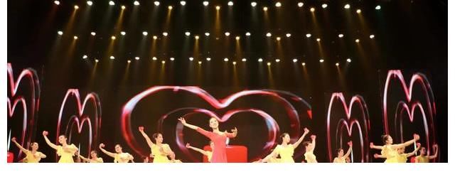 網(wǎng)傳2022年春晚語(yǔ)言類節(jié)目，已經(jīng)通過兩次審查，你們最期待誰(shuí)？