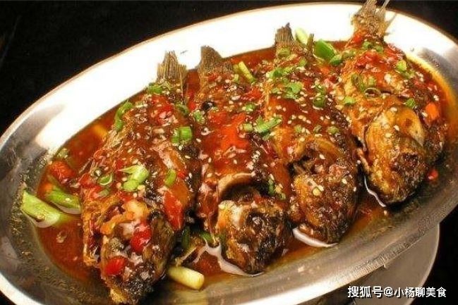 在家吃饭做几道家常菜,做法简单,营养美味,每一种都经典美味