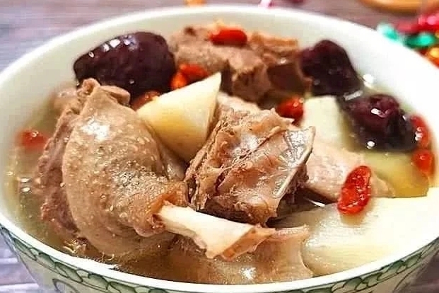 老少皆宜的家常菜，荤菜香辣解馋，素菜爽口开胃，好吃下饭又养生