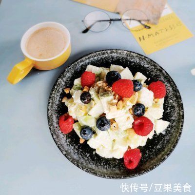 低脂健康的正宗韩式土豆苹果沙拉#一起土豆沙拉吧#