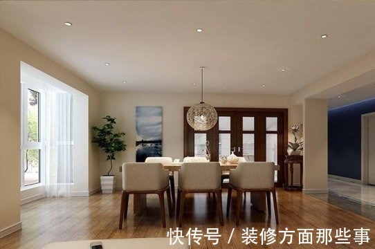 柔和|199平新中式三居室走廊中的蓝色时髦沉静,最亮眼就是色彩搭配