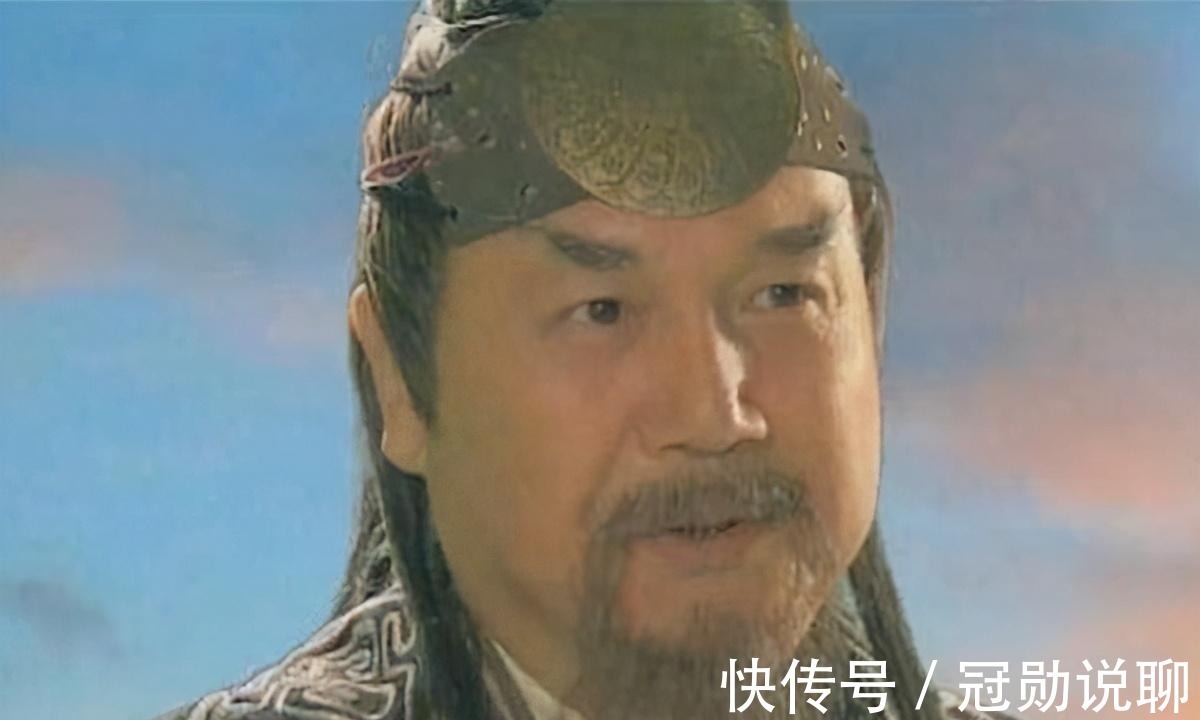 元始天尊&云霄下山后,犯了一个无法原谅的错误,元始就只能送她上封神榜了