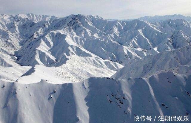 阿尼玛卿山下发现15万平方公里的空洞,青藏高原是空心的?