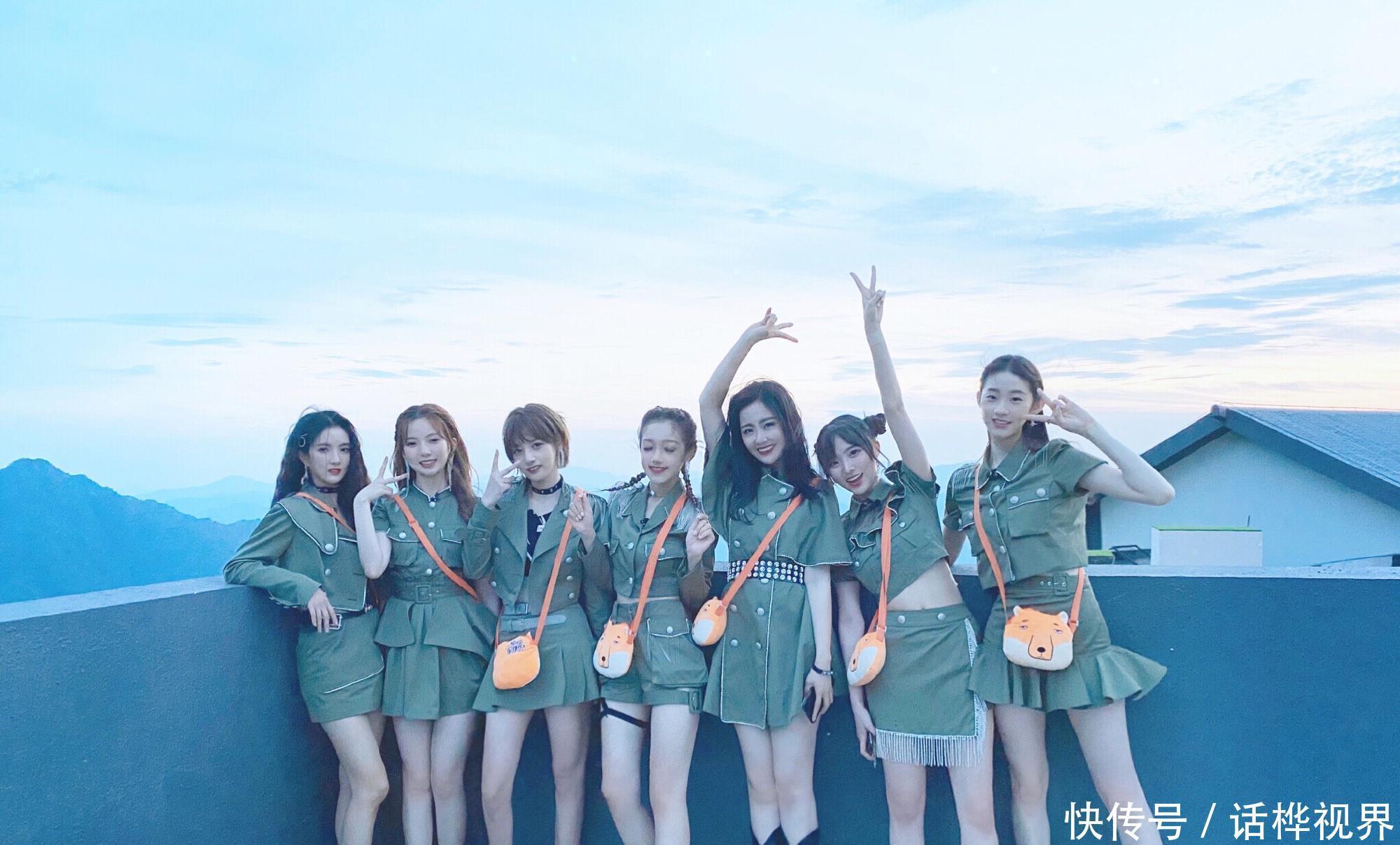 创系传承:火箭少女赐名硬糖少女,INTO1出席R1SE演唱会