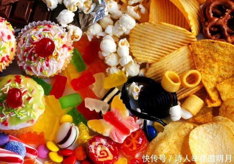 要过年了!遇到这2款零食建议别手软,好吃不贵又量大,多囤些!