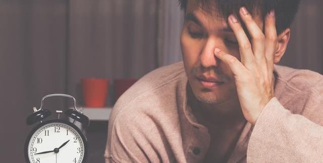 小米|经常失眠，不好入睡常吃“1物”，多做“1事”，让你一觉到天亮