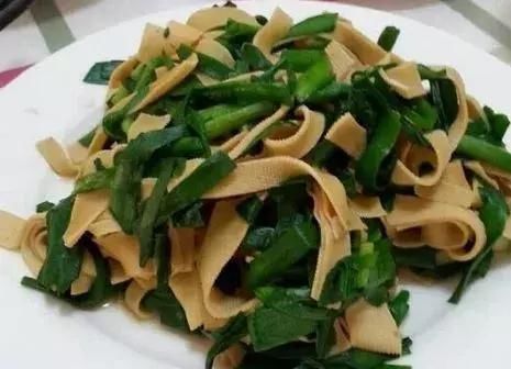 韭菜|冬瓜萝卜往边站,这才是“清肠菜”,隔天吃一盘,体重慢慢降下来