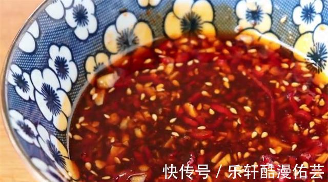 做法|凉拌黄瓜,很多人第一步就错了,做法技巧告诉你,脆爽入味又好吃