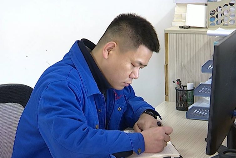 武汉工程大学|“潜江好人”胡利峰：诠释工匠精神，助力企业绿色发展