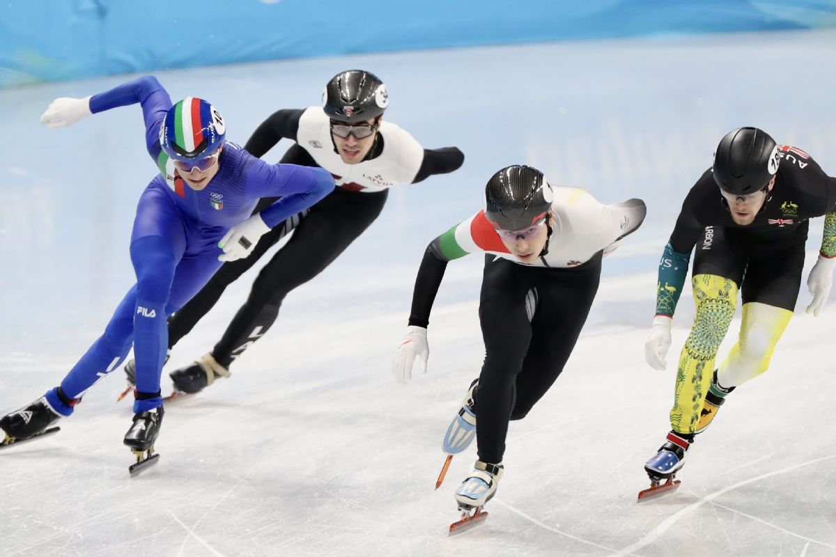 中国日报|北京冬奥会：短道速滑男子1000米预赛赛况