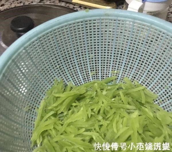 璐瑶|晚上失眠不要紧,三天两头吃它,才三块一斤,吃了睡得香!