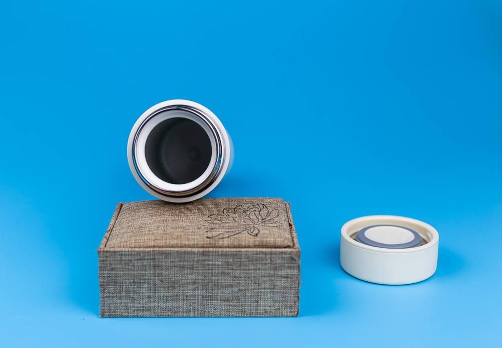 口袋|轻饮随行惬意生活全格陶瓷口袋保温杯 KD-100轻体验