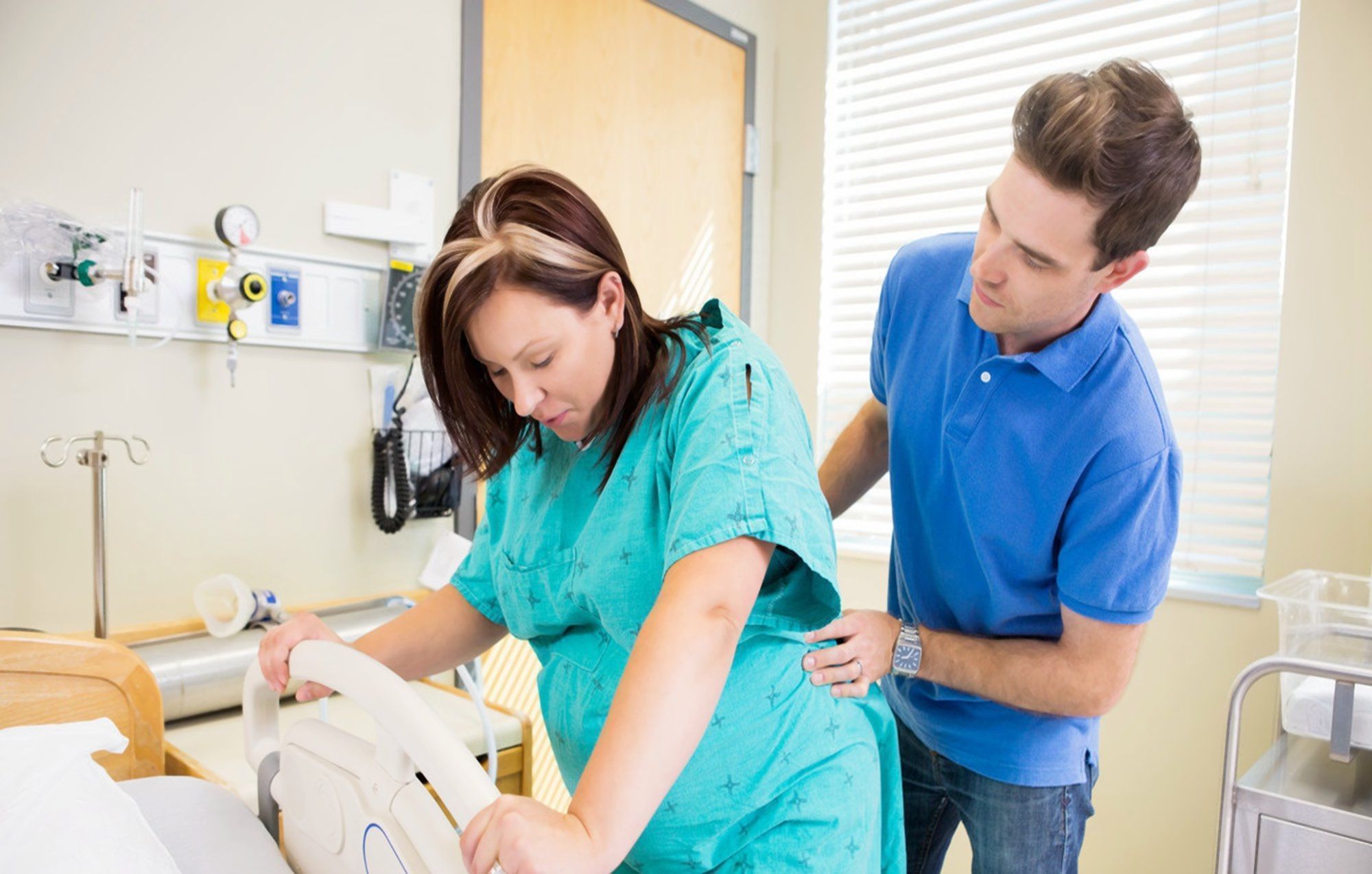 孕妇|让产妇恐惧的“顺产侧切”避无可避吗不见得,医生说出三种方式