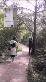 |搞笑GIF趣图:姑娘的眼睫毛真长,但是不压眼皮吗