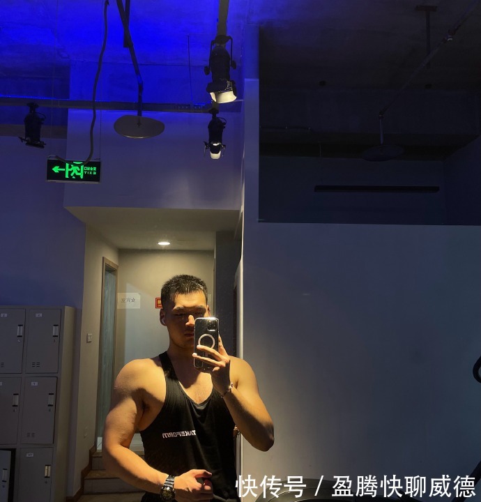 爆棚|又壮又帅的肌肉小哥,练就霸气麒麟臂,荷尔蒙爆棚,男友力十足!