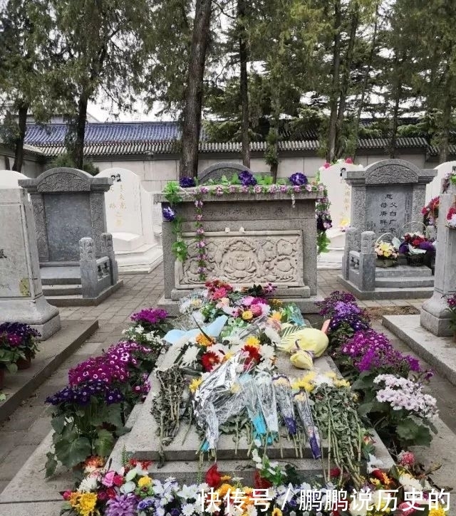 陆小曼与林徽因的墓地,两人逝世后,所受的“待遇”也截然不同