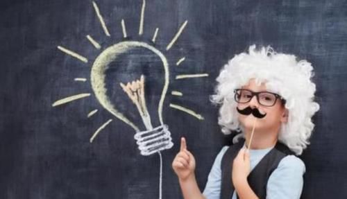 人才|右脑发达的孩子,一般有这3种表现,成绩以后不用愁!