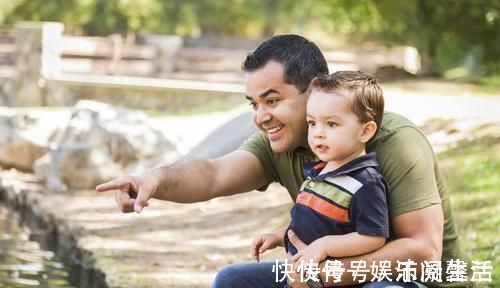 好好学习|“爸爸,咱家是不是没钱”,爸爸的回答,决定孩子的人生观