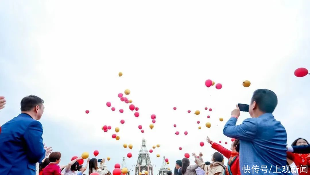 你最珍贵|高甜!今天的浦江郊野公园有场特殊婚礼,呼口气都是爱你的形状