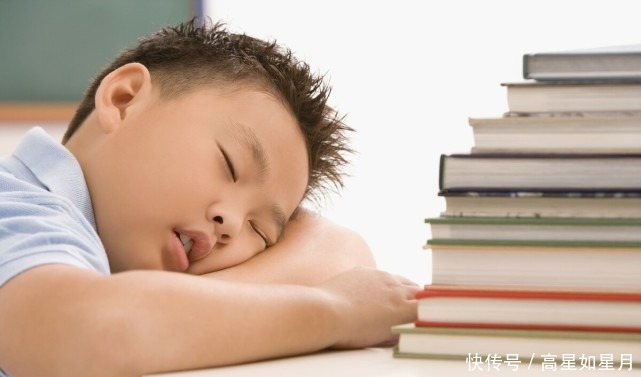 2种食物是孩子记忆力“减速器”，不少孩子都爱吃，家长少给买