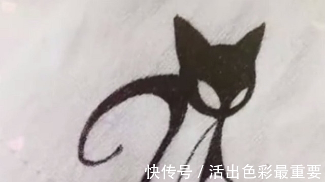 图案$美术生在校服上画浪漫图案,校长看了气晕过去,美术老师笑掉大牙