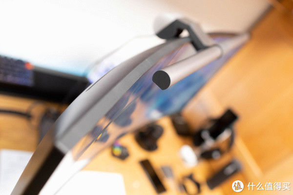 桌面空间|拒绝呆板，我也谈一谈，如何打造灵活多变又舒适安逸的桌面空间