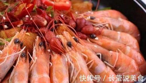 煮虾时,别再直接下锅就煮,少了这一步,虾肉不但腥还是难吃