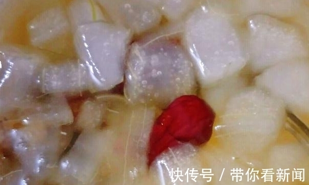 雪梨|秋季，“奔三”女人多吃它，补水润燥营养嫩肤，比贴面膜效果好