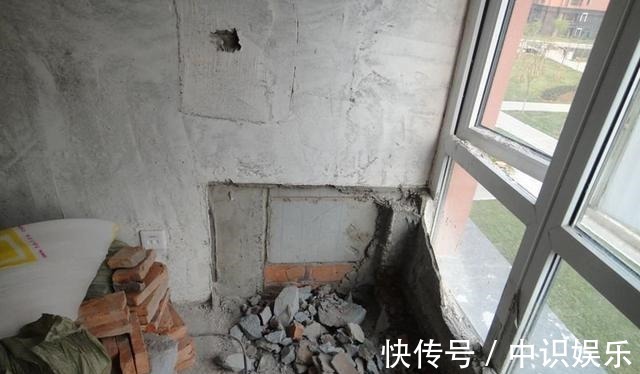 内行人|为什么有人买房后要拆了飘窗问完内行人,才知道是开发商偷懒!