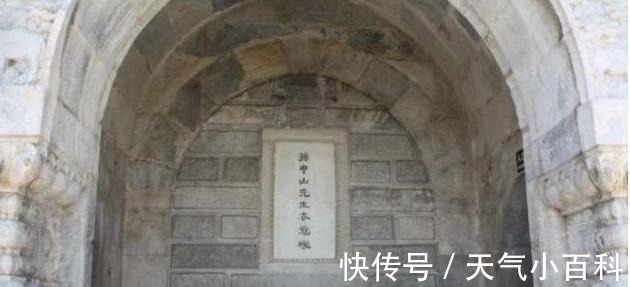 平地!过了这么多年,总算知道坟、墓和冢的区别了,原来差别这么大!