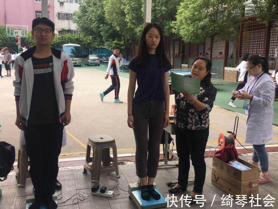 孩子|冬季是孩子“转骨期”,想要身高再窜一窜,这3件事上要多下功夫