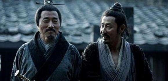 诱杀|韩信被吕雉诱杀时,为何没人帮助他,主要是他性格的原因