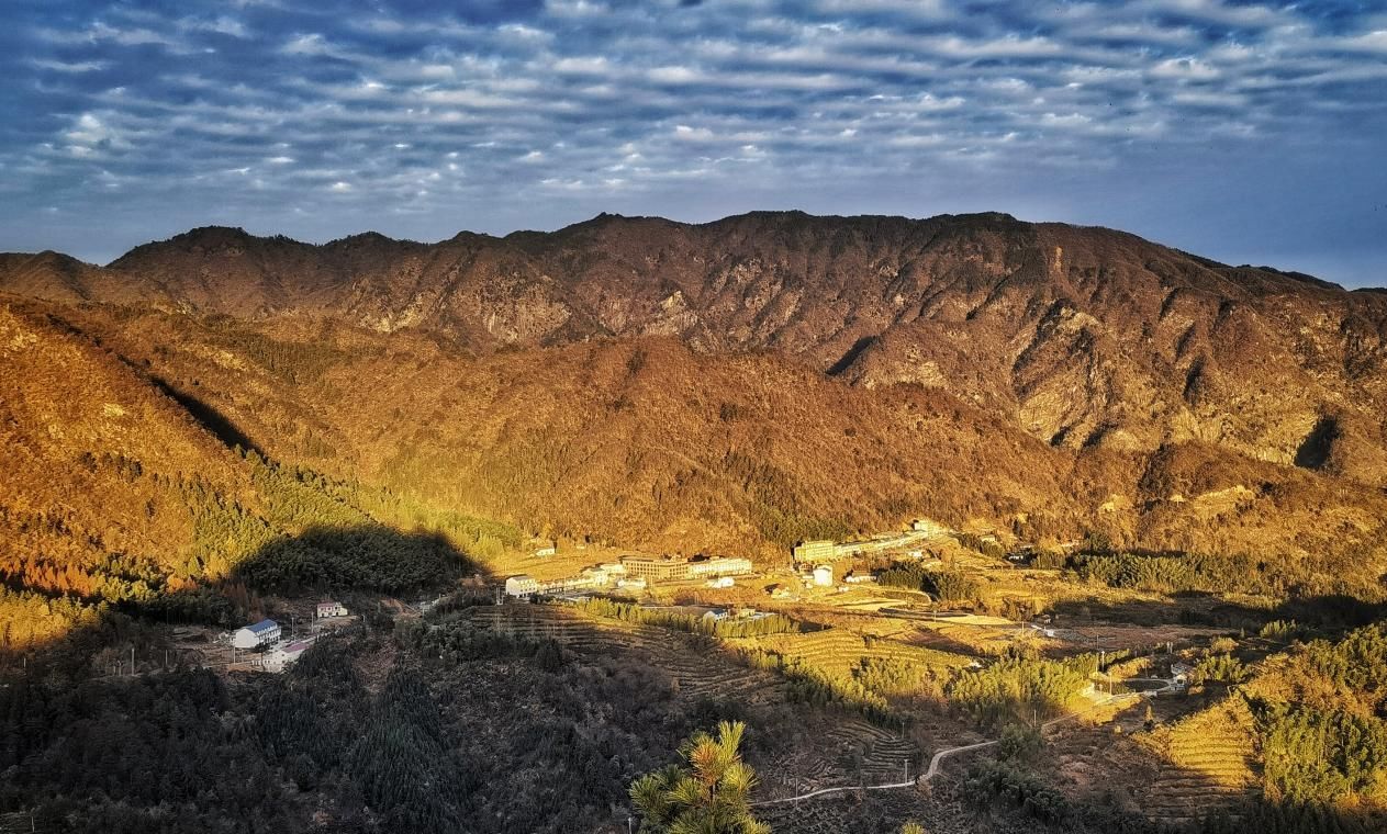 大别山|“消失”的发电机