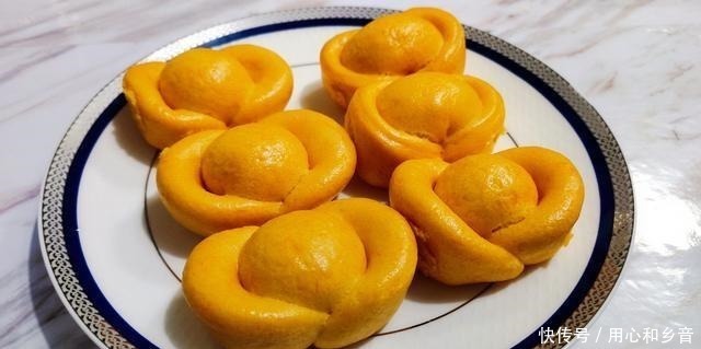 过新年蒸元宝馒头,手法比例交给你,在家轻松做