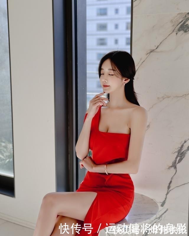 晚会|晚会穿搭怎么选孙允珠4款优质晚礼裙，真是美翻了