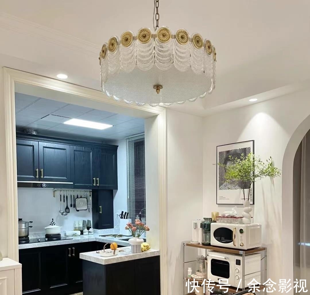 蕾丝|女主110㎡法式风格的家,颜值与浪漫并存,随手一拍就是杂志封面