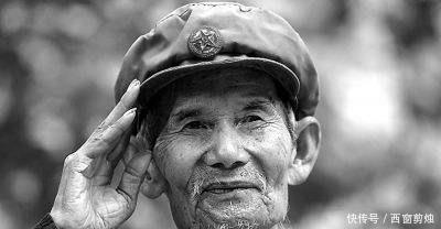 时刻|5千日军狂追，危急时刻有一小兵力挽狂澜，干趴500日军！